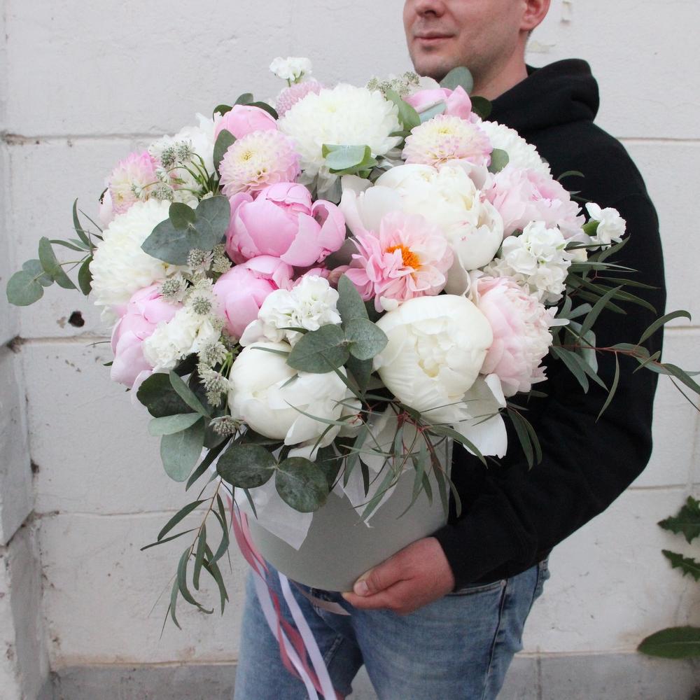 Облачко - Композиция с пионами