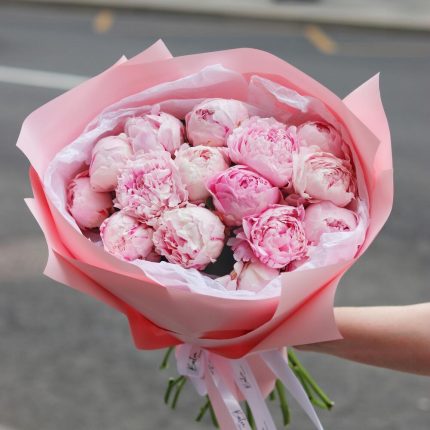 "Пиономания": 15 розовых пионов