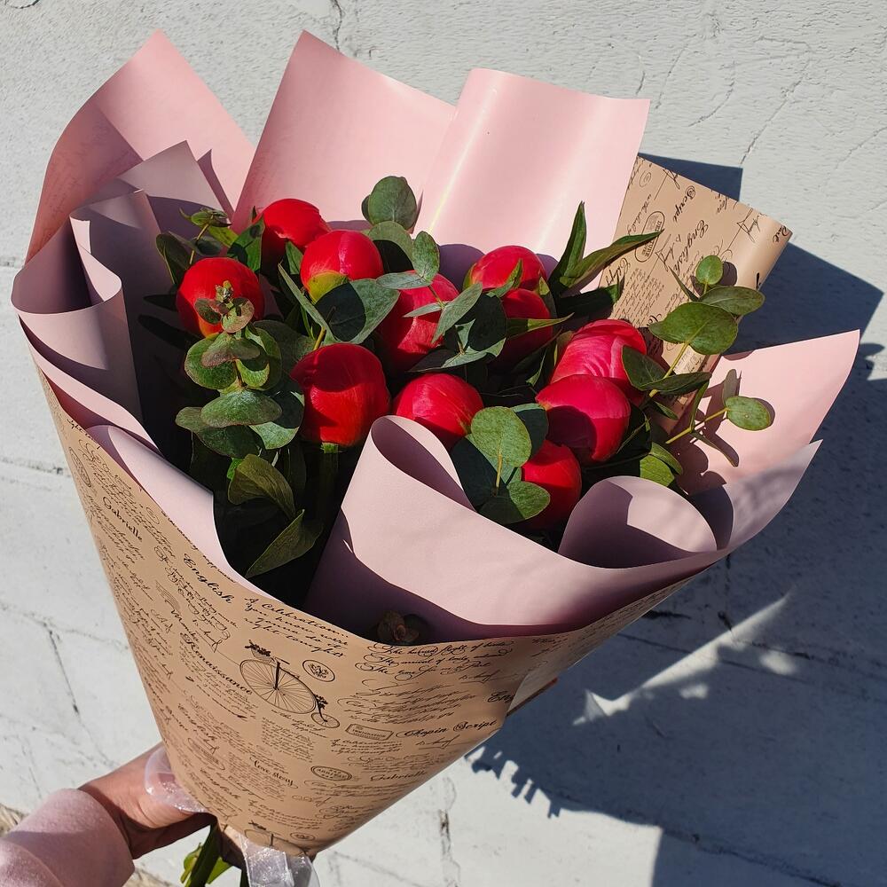 Сочный букет пионов Корал Шарм Сочный букет пионов Корал Шарм