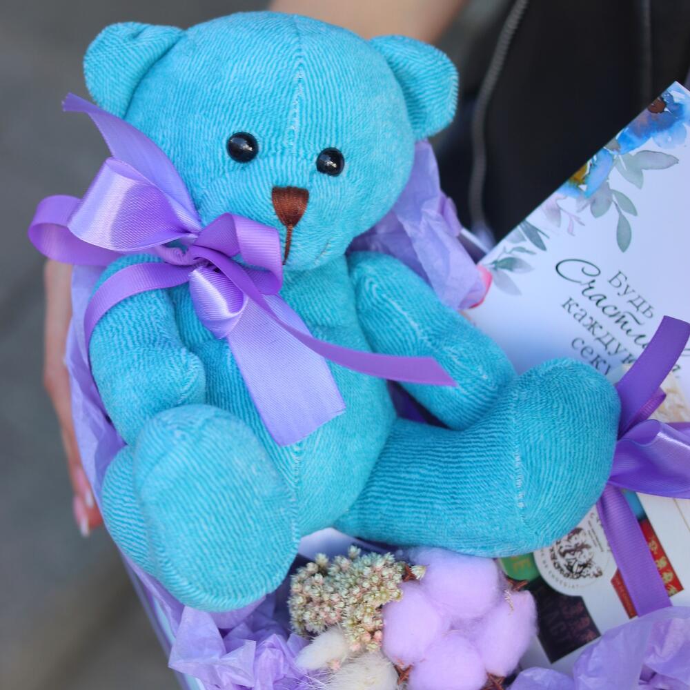 Подарочный набор "Счастье с мишкой" с конфетами Подарочный набор "Счастье с мишкой" с конфетами