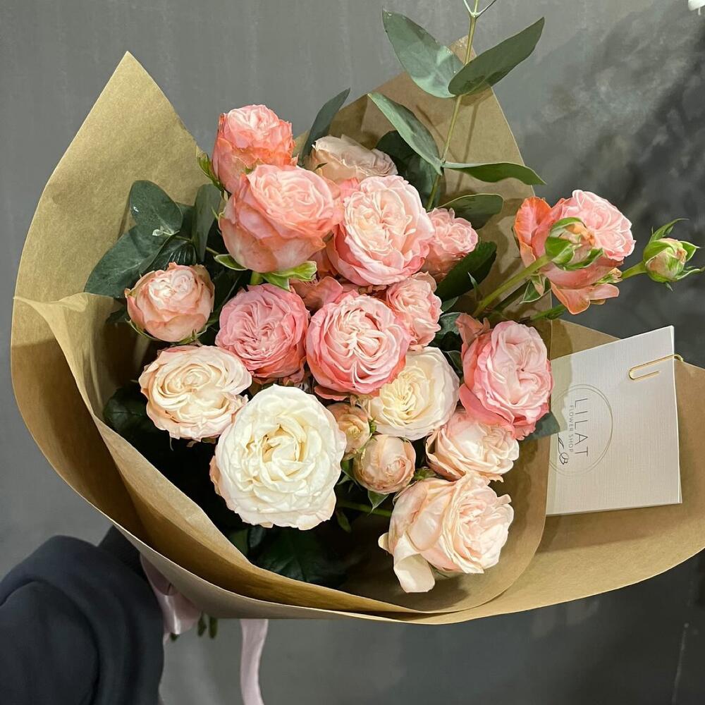 Bouquet of Spray Peony Roses