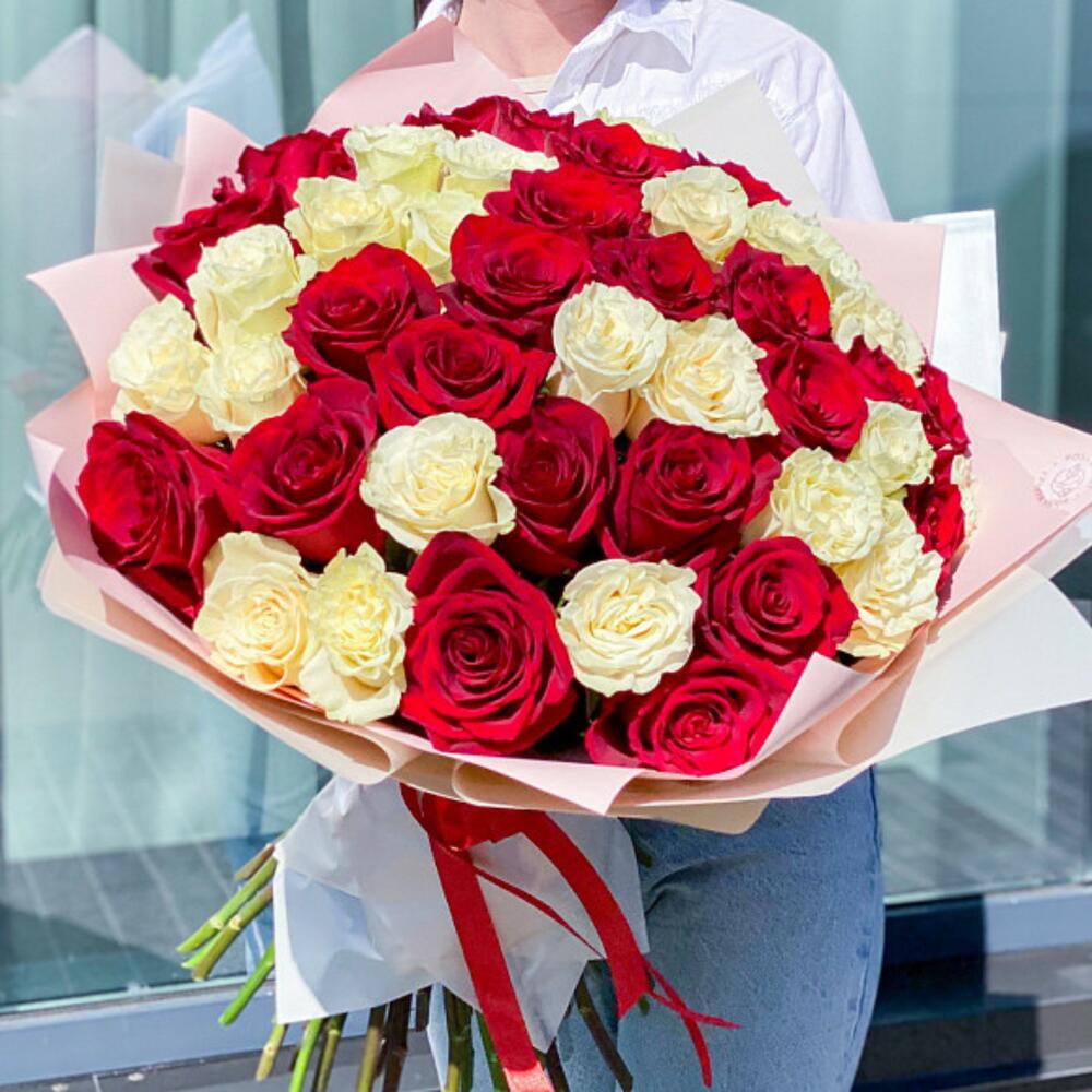 51 PREMIUM ROSES MIX